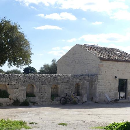 מודיקה Agriturismo Fondo Paliemmu מראה חיצוני תמונה