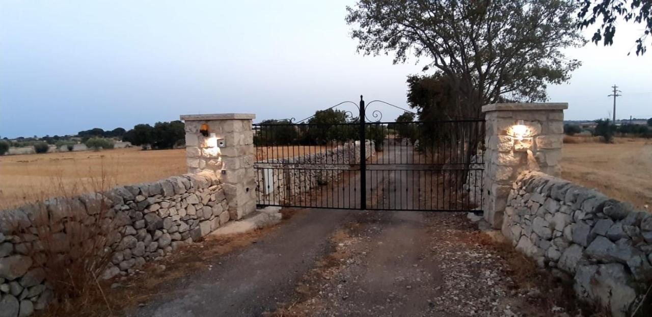 מודיקה Agriturismo Fondo Paliemmu מראה חיצוני תמונה