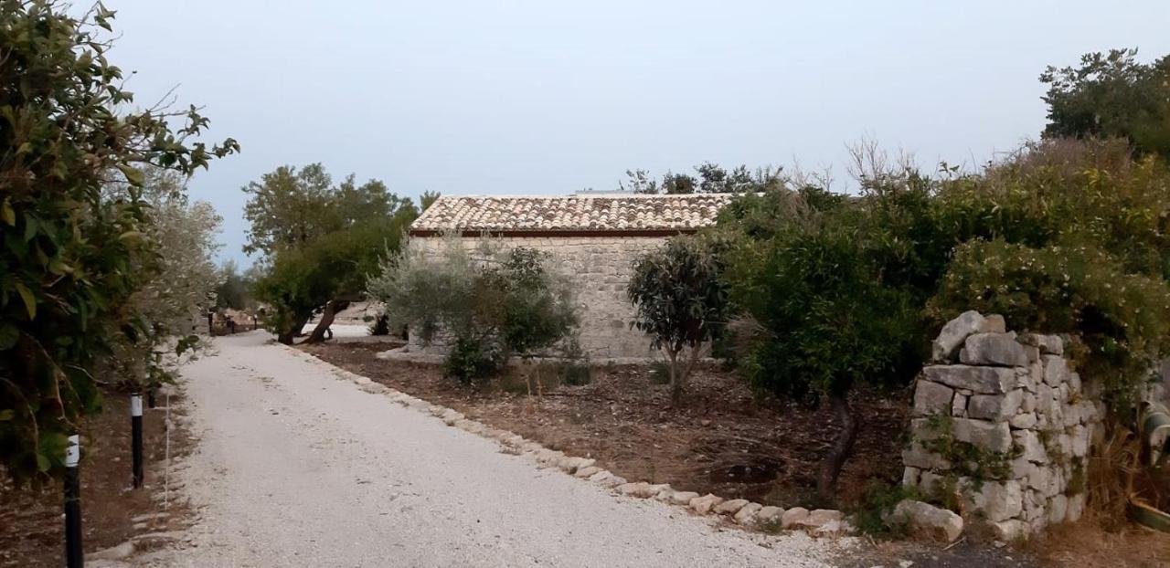 מודיקה Agriturismo Fondo Paliemmu מראה חיצוני תמונה